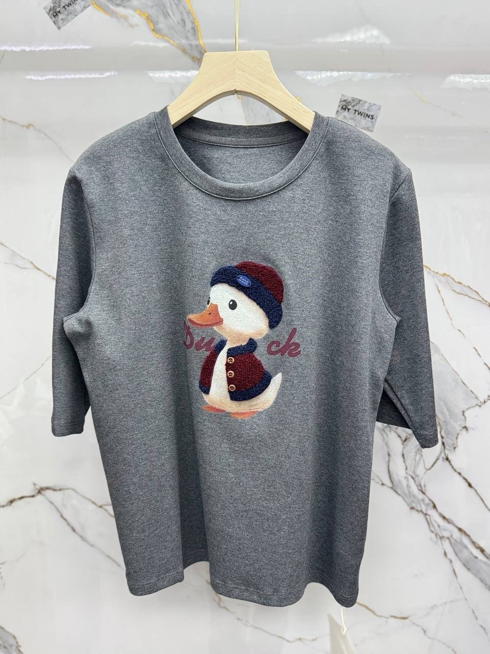 футболки женские с принтом,футболки женская,футболка с принтом,девушка,футболка белая женская