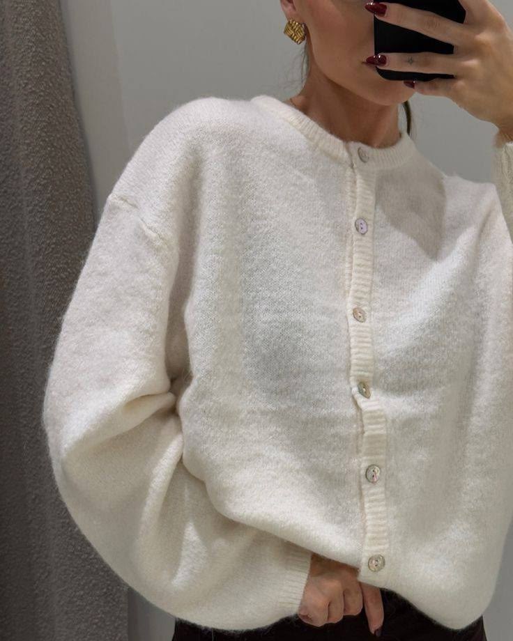 кардиган укороченный на пуговицах трикотажный джемпер much love,кардиган,вязаные кардиганы,кардиган укороченный на пуговицах трикотажный джемпер much love цвет молочный бежевый,кардиган на пуговицах с