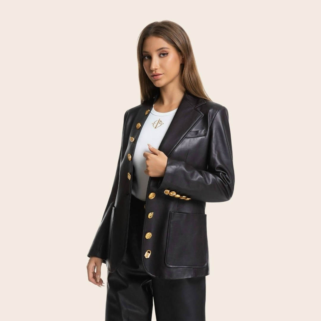 кожаный блейзер женский,женские жакеты,блейзер бальман женский,balmain кожаный пиджак,женский черный кожаный двубортный пиджак от balmain