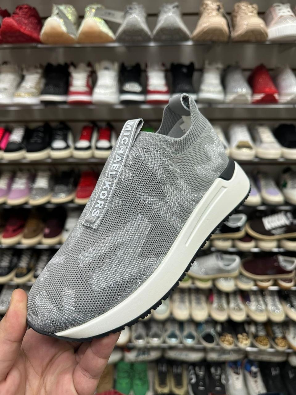 ,кроссовки женскиe,кроссовки модные, женская,повседневные кроссовки