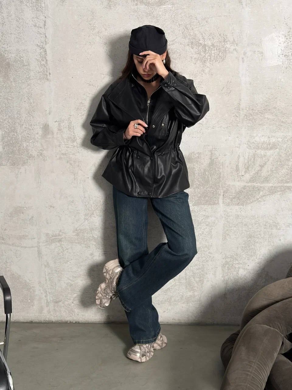 куртка оверсайз на кулиске из искусственной кожи,куртка оверсайз на кулиске из искусственной кожи zarina,куртка-косуха из искусственной кожи оверсайз zarina,куртка-косуха из искусственной кожи оверсай