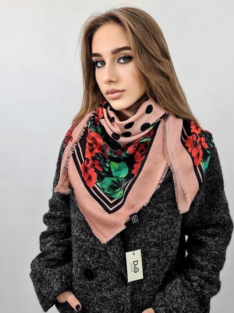платок дольче габбана,шарф дольче габбана,принт дольче габбана,шарфы и платки,шарф женские