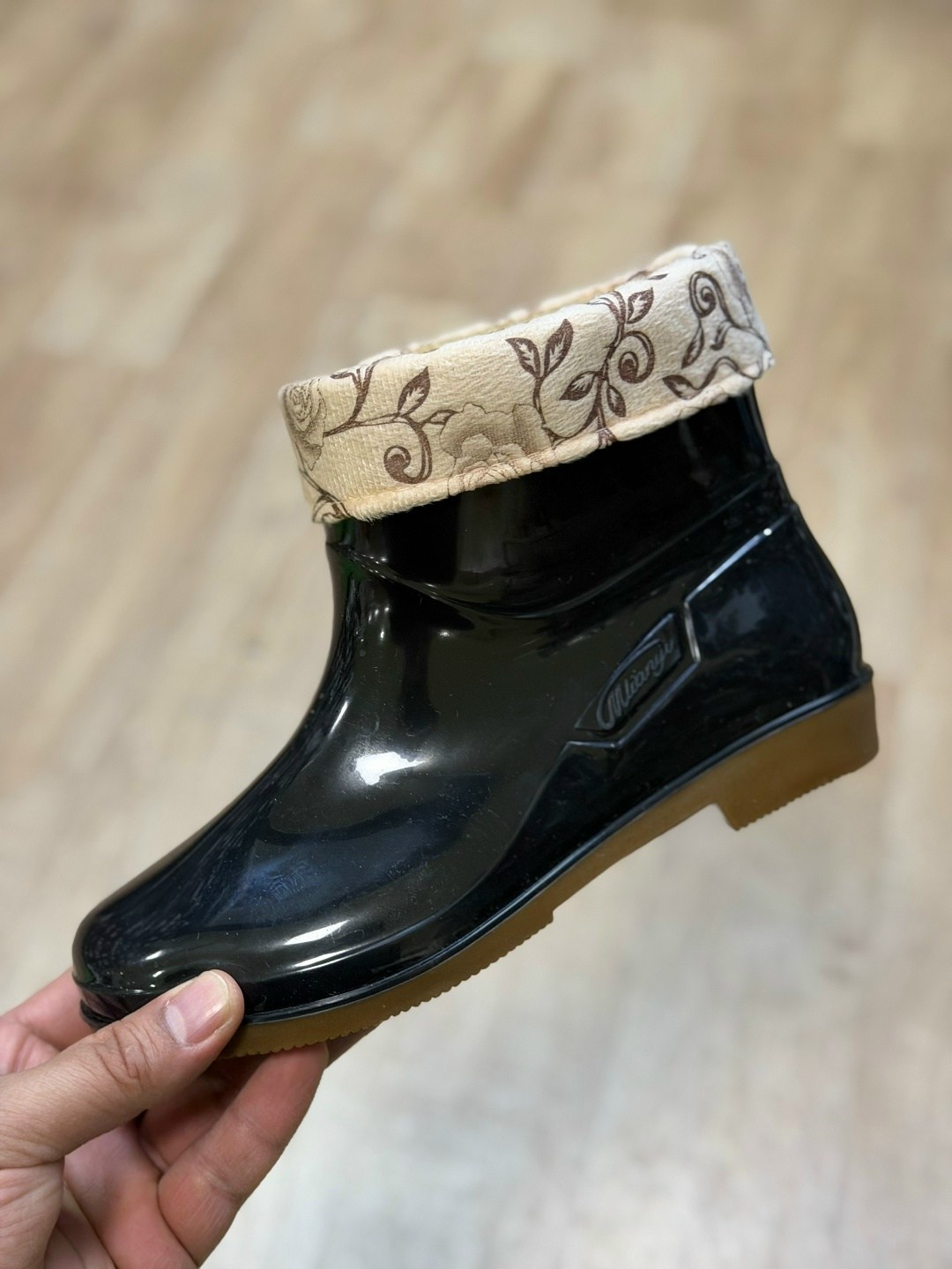 резиновые сапоги,женские резиновые сапоги,,резиновые сапожки,резиновые сапоги модные