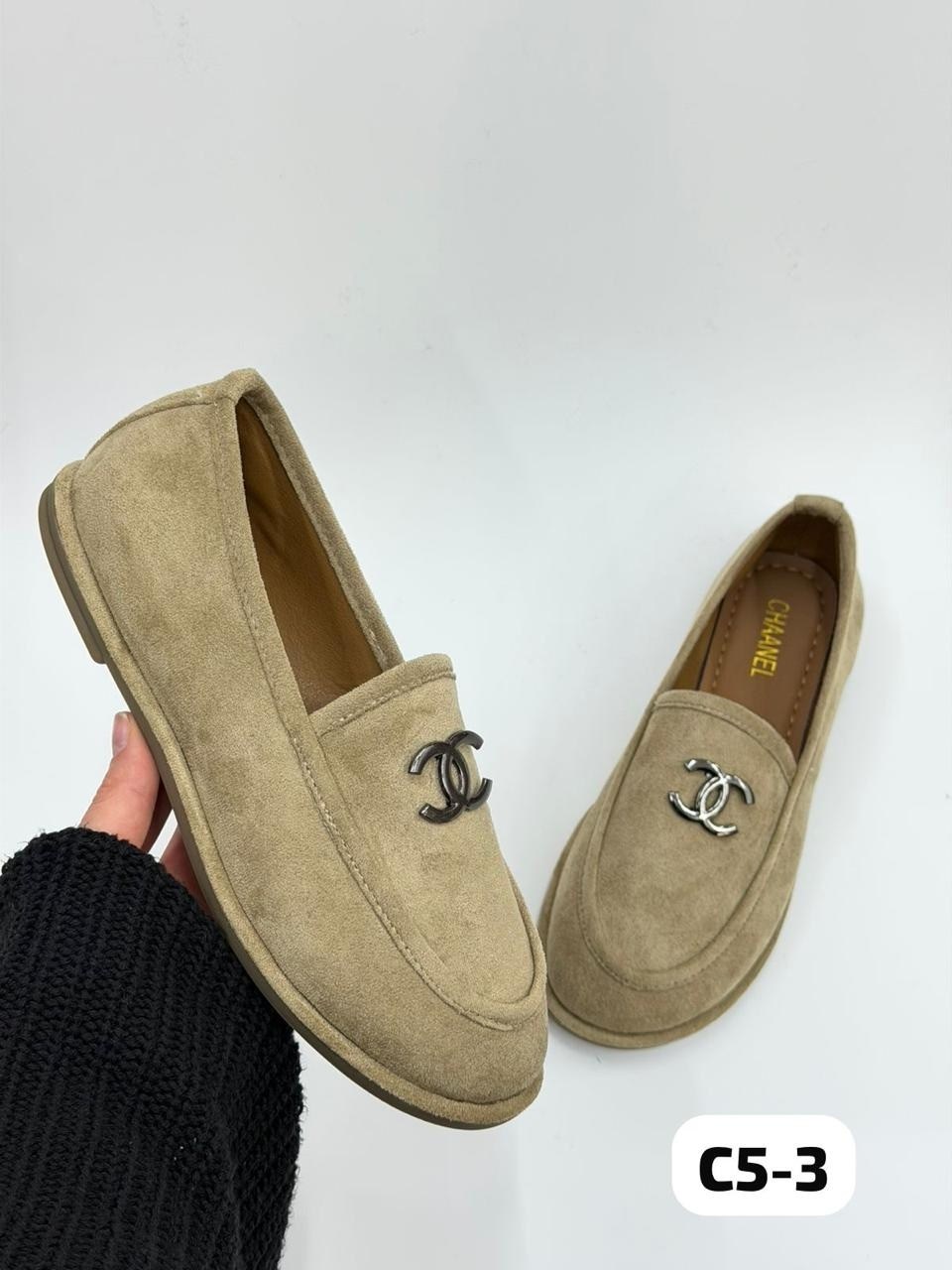 лоферы chanel,женские замшевые лоферы chanel бежевые с мехом,женские лоферы chanel,лоферы шанель женские,женские замшевые лоферы chanel коричневые с мехом