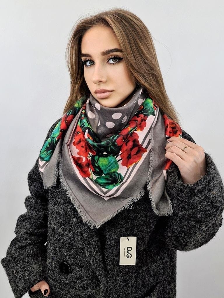 платок дольче габбана,шарф дольче габбана,принт дольче габбана,шарфы и платки,шарф женские