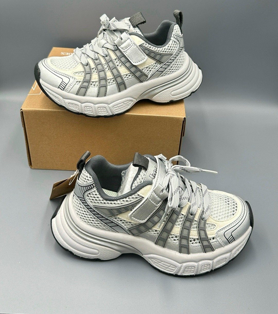 кроссовки,женские кроссовки,детские кроссовки,кроссовки массивные,кроссовки брендовые