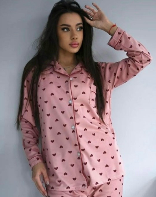 пижама со штанами и рубашкой с сердечками ysense 175096606,пижама в сердечко женская,пижама со штанами и рубашкой в сердечко moolmeyno,пижама со штанами и рубашкой в сердечки,пижама со штанами и рубаш