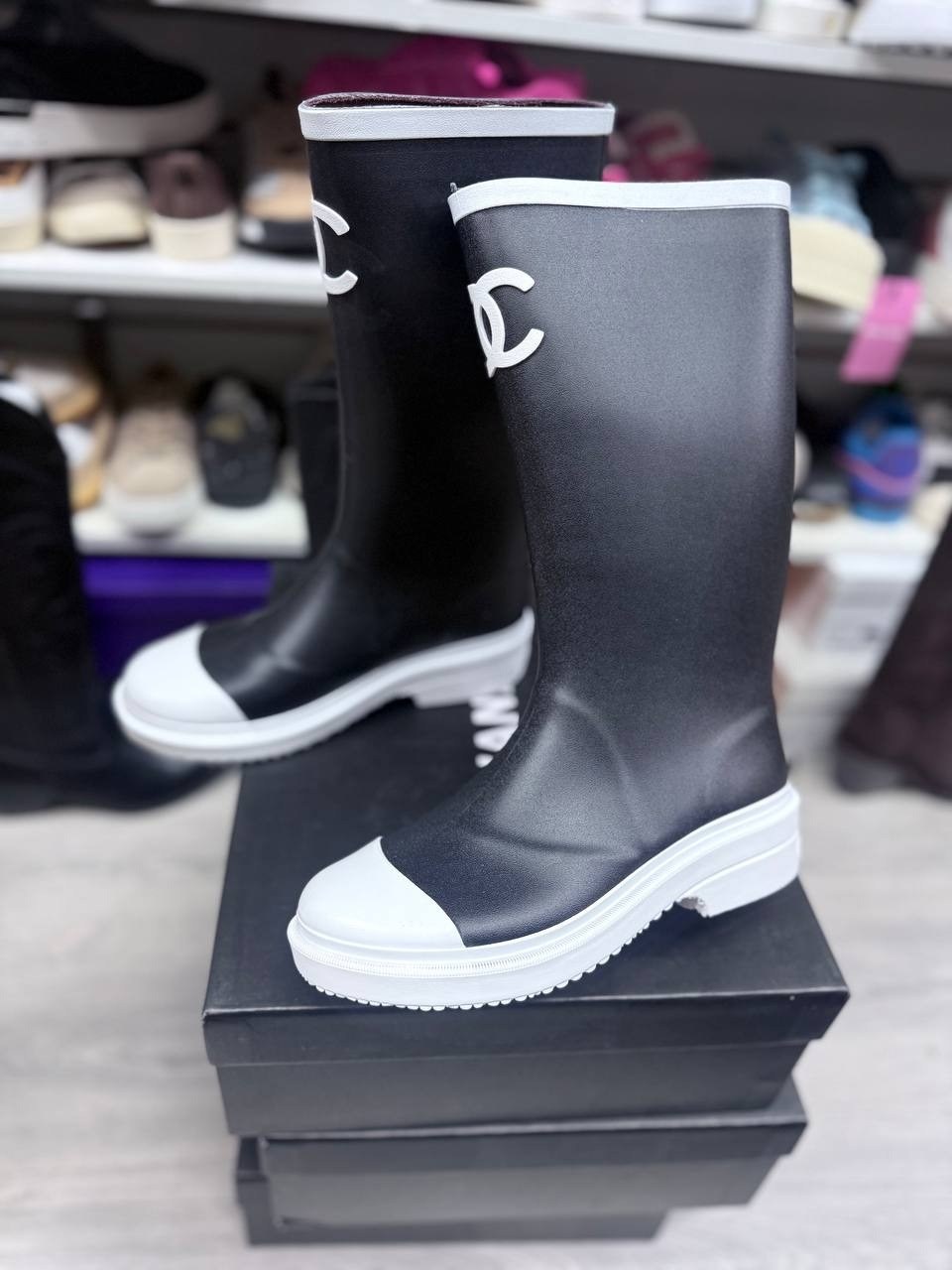 сапоги резиновые chanel,сапоги chanel,женские резиновые сапоги chanel черные,резиновые сапоги шанель,женские резиновые сапоги chanel