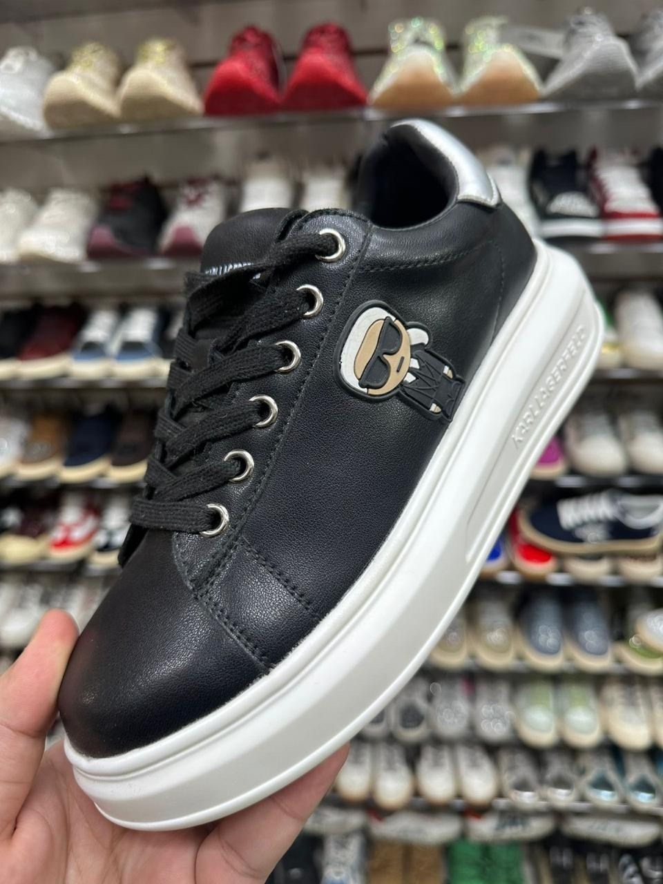 кроссовки кожаные karl lagerfeld kapri nft белый,,кроссовки karl lagerfeld,кроссовки karl lagerfeld женские,кеды karl lagerfeld женские