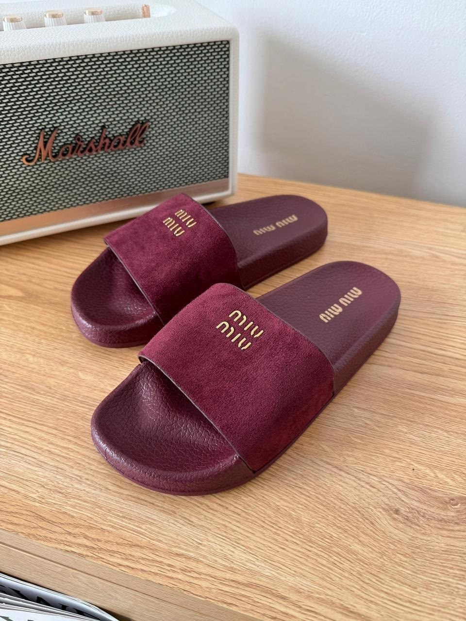 шлепанцы женские,,шлепки женские,модные шлепанцы,шлепанцы летние