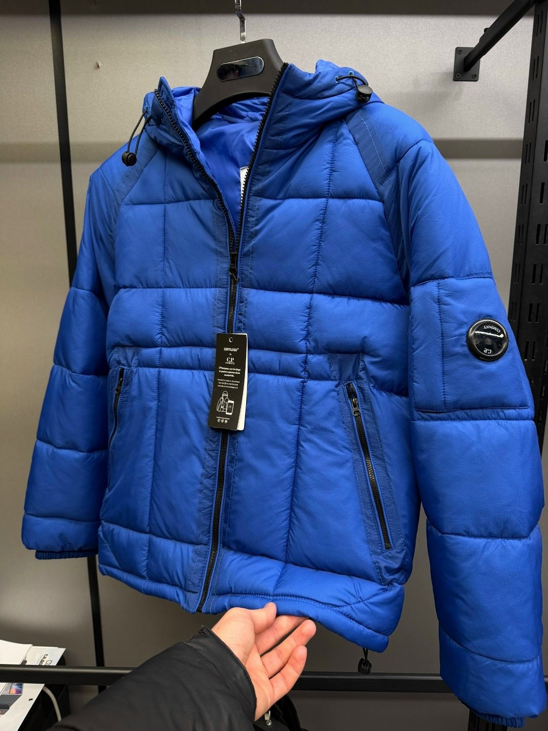 куртка демисезонная,пуховик stone island garment dyed,зимняя куртка,stone island junior пуховик с капюшоном и нашивкой compass синий,мужская зимняя куртка