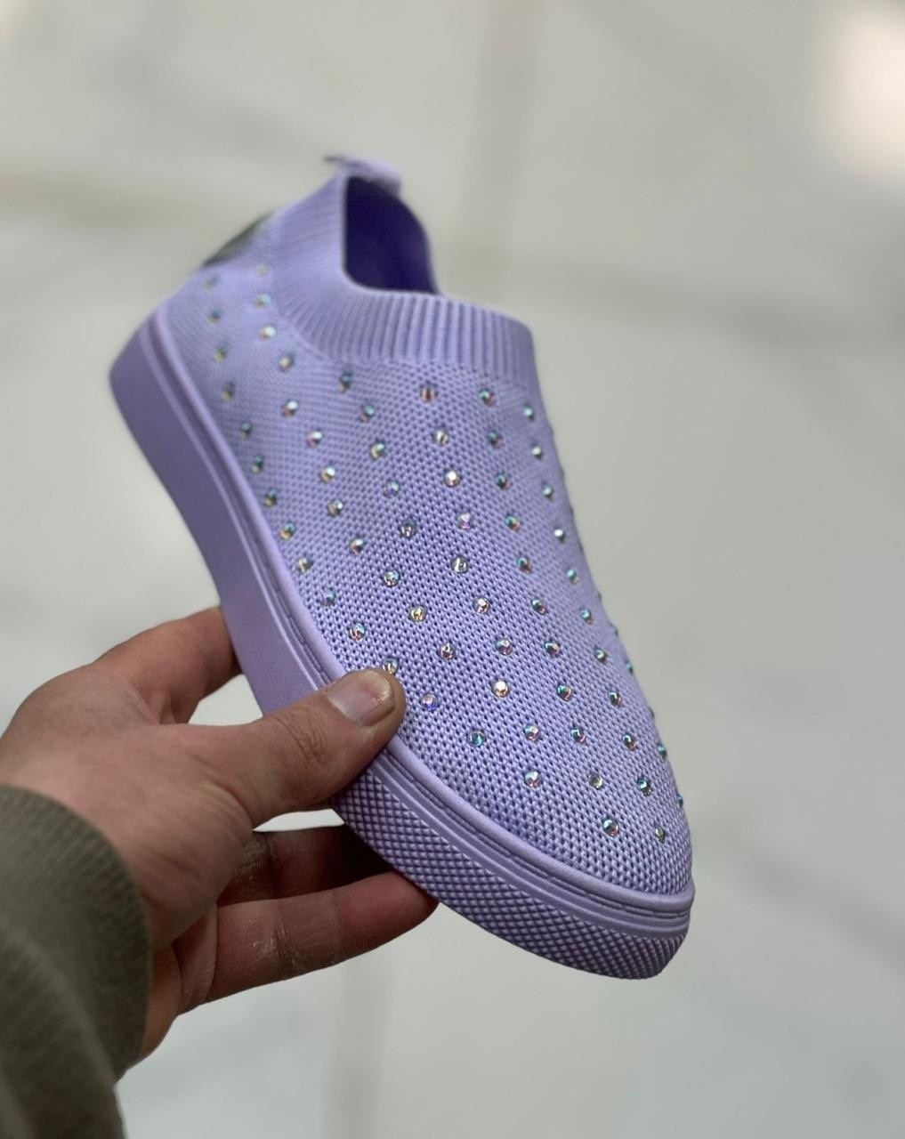 ,слипоны женские,женская ,кроссовки женскиe,кроссовки со стразами