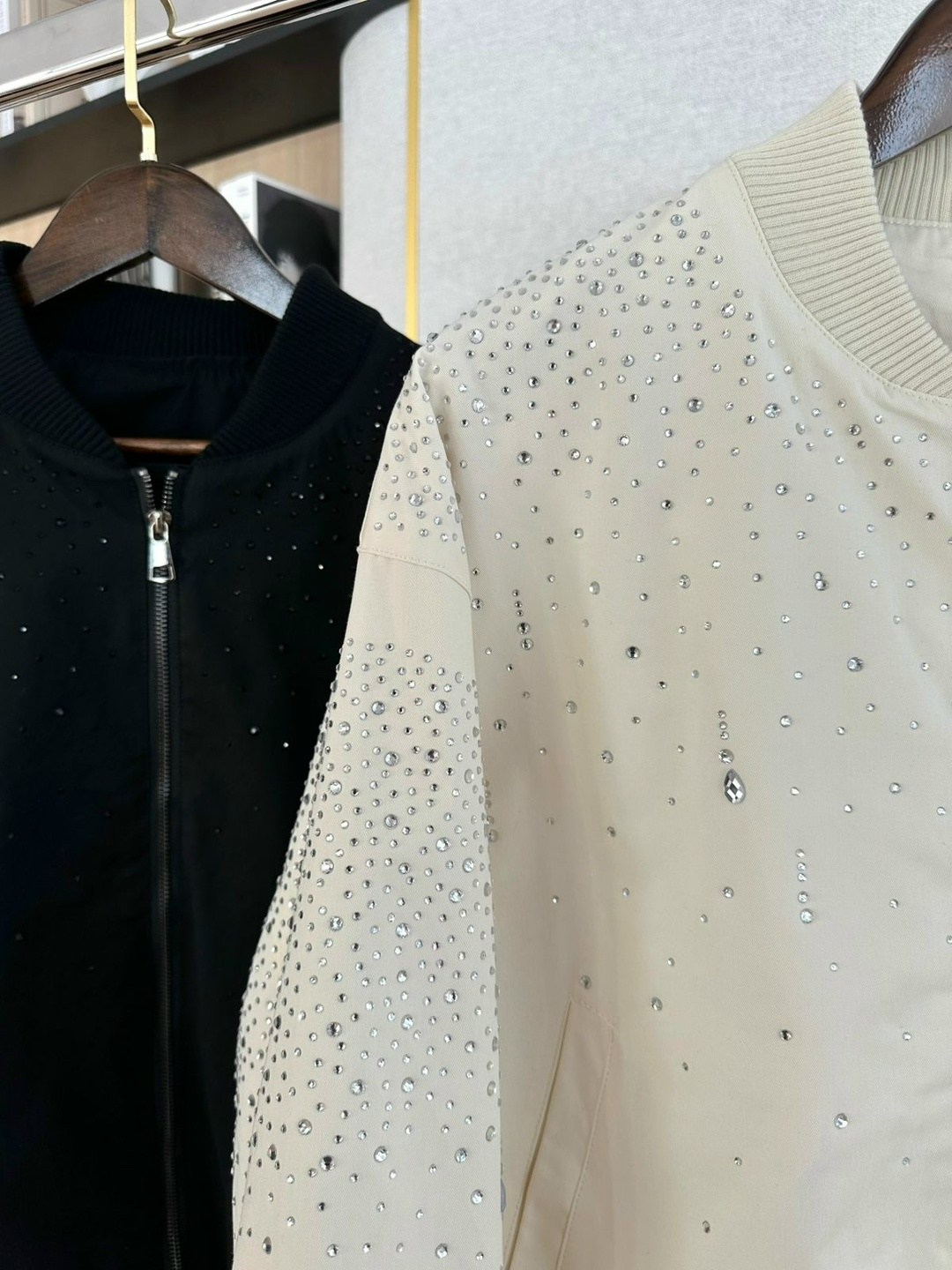 куртка бомбер женская,куртка бомбер,джинсовый бомбер,стильная куртка,бомбер женская