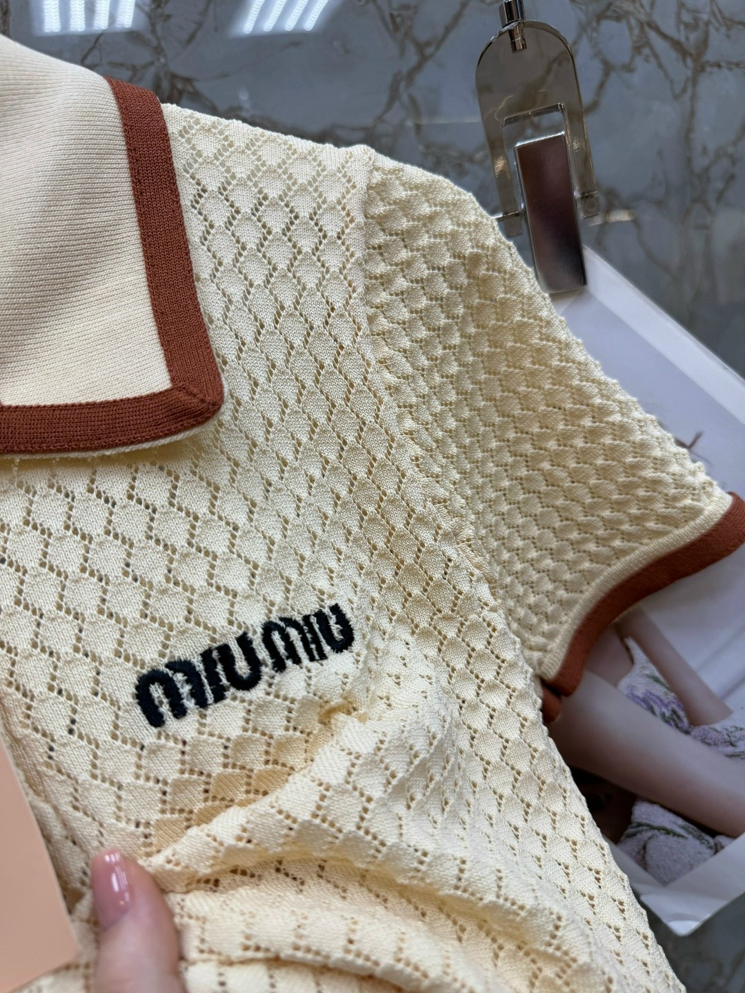 поло miu miu,модные свитера,брендовые женские,брендовые вещи,свитер повседневный