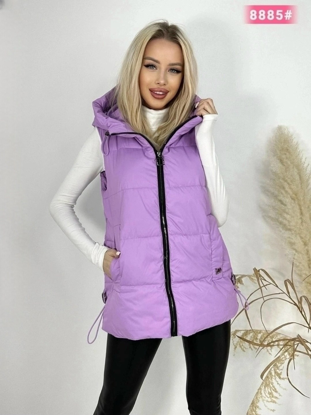 жилетка женская демисезонная,женская жилетка,жилет женский,жилет женский утепленный,жилет с капюшоном