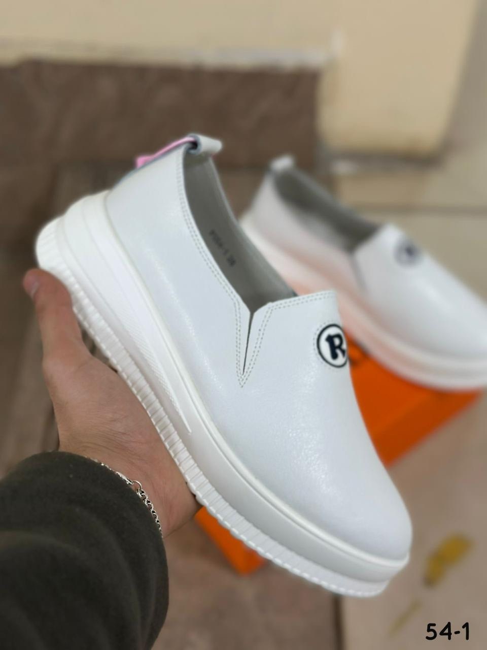 ,слипоны женские, женская,слипоны белые,обуви