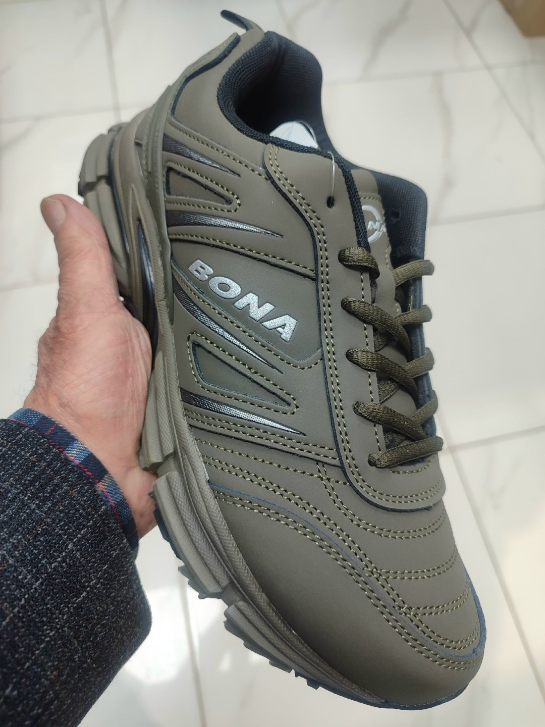 кроссовки bona,кроссовки bona мужские,кроссовки bona черные,бона кроссовки,кроссовка мужской