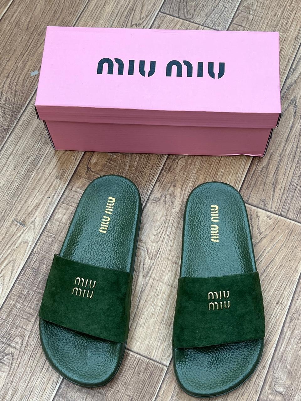 шлёпанцы miu miu,женские шлепанцы,шлепки женские,шлепки miu miu,летние женские шлепанцы