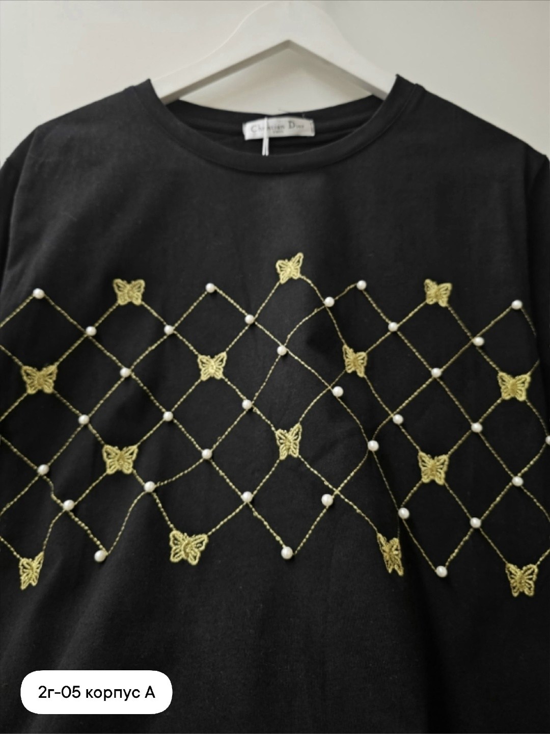 дизайн футболки,футболка,футболка с принтом,футболка со стразами,женская футболка