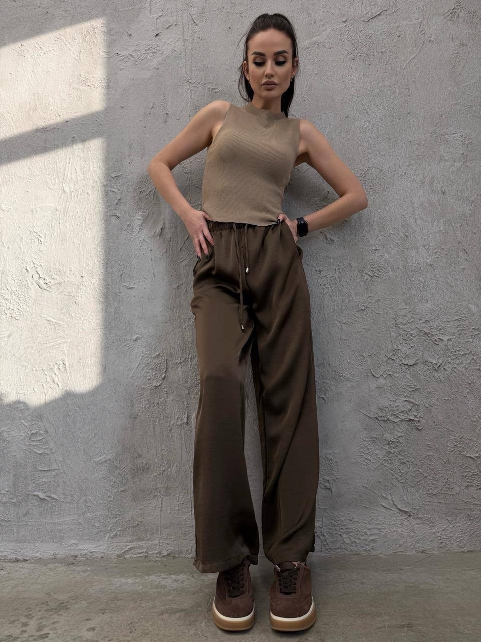 брюки палаццо,костюм бежевый,широкие брюки,женский костюм с брюками палаццо