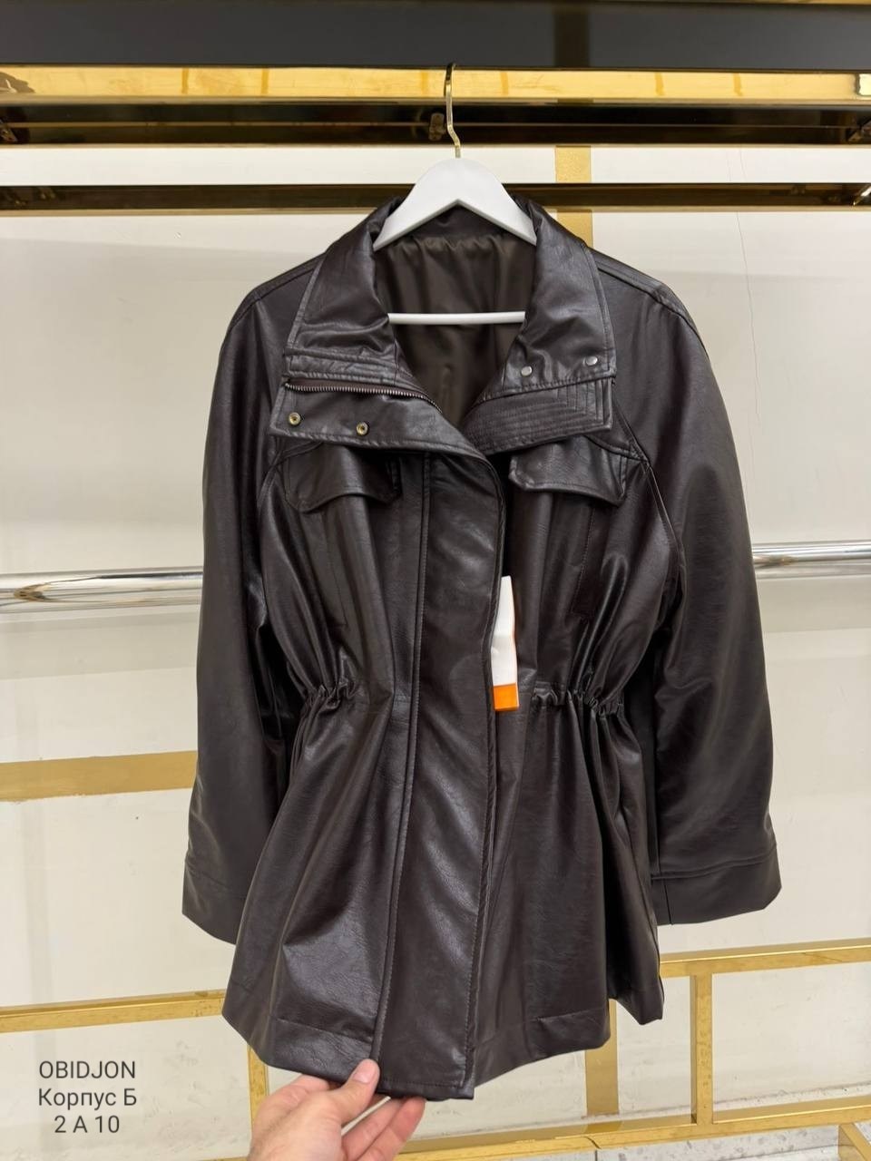женская куртка кожаная,кожаная куртка,женская куртка из искусственной кожи,куртка из экокожи,кожаная куртка боттега венета