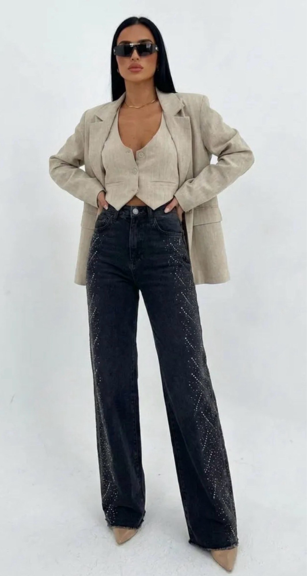 джинсы со стразами,джинсы женские стразы,джинсы женские zolla 22333710v06199d0 черные,джинсы со стразами в золла,черные джинсы со стразами