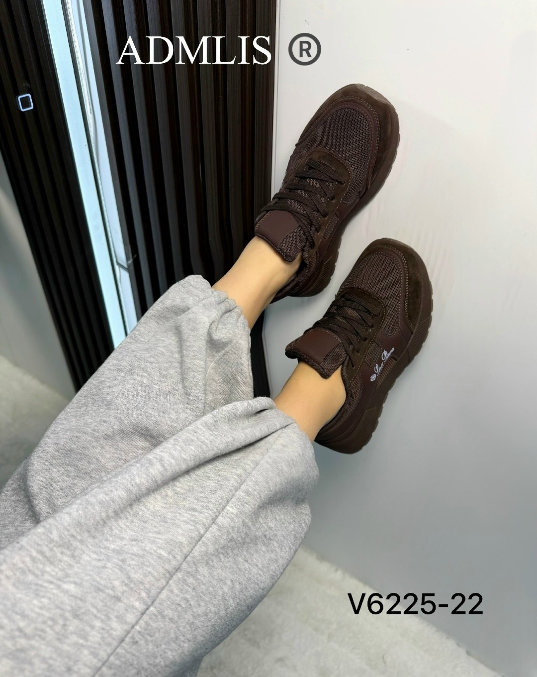 ,женские кроссовки,черные замшевые кроссовки женские,замшевые кеды,замшевые кроссовки