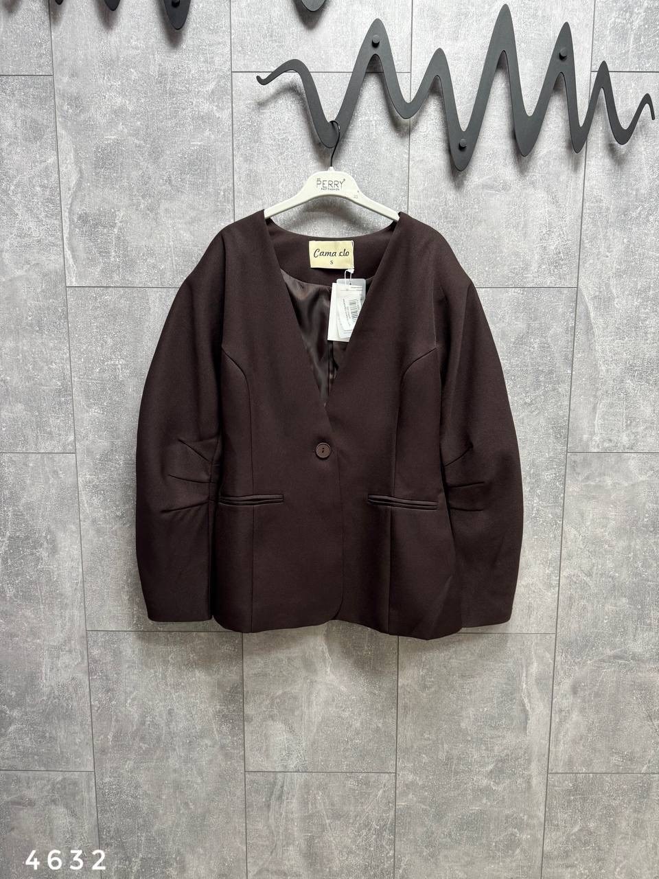 жакет приталенный с объемными рукавами,жакет,пиджак женский,жакет с объемными рукавами