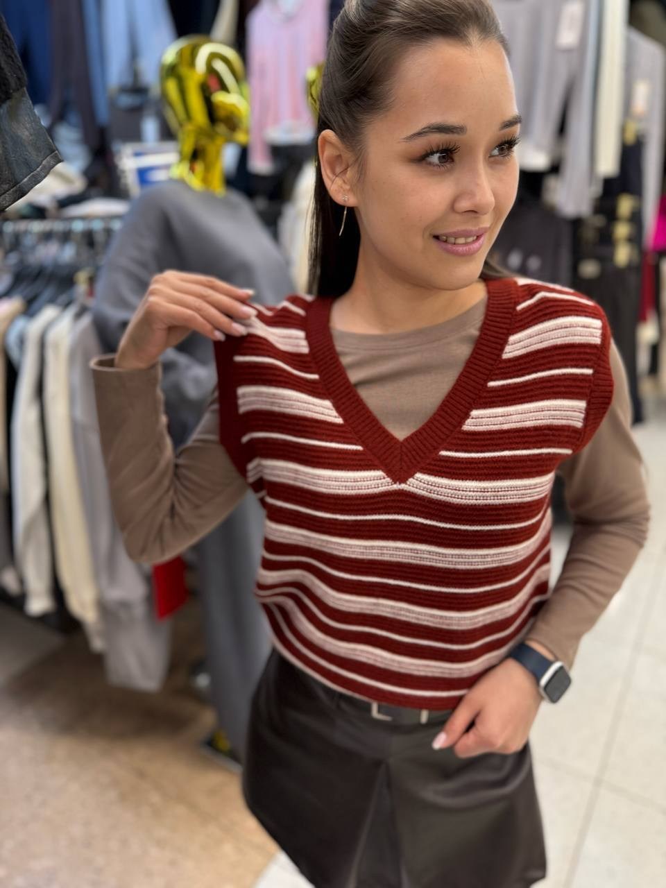 вязаный жилет,жилетка вязаная,женский вязаный жилет,жилетка женская,жилет женский