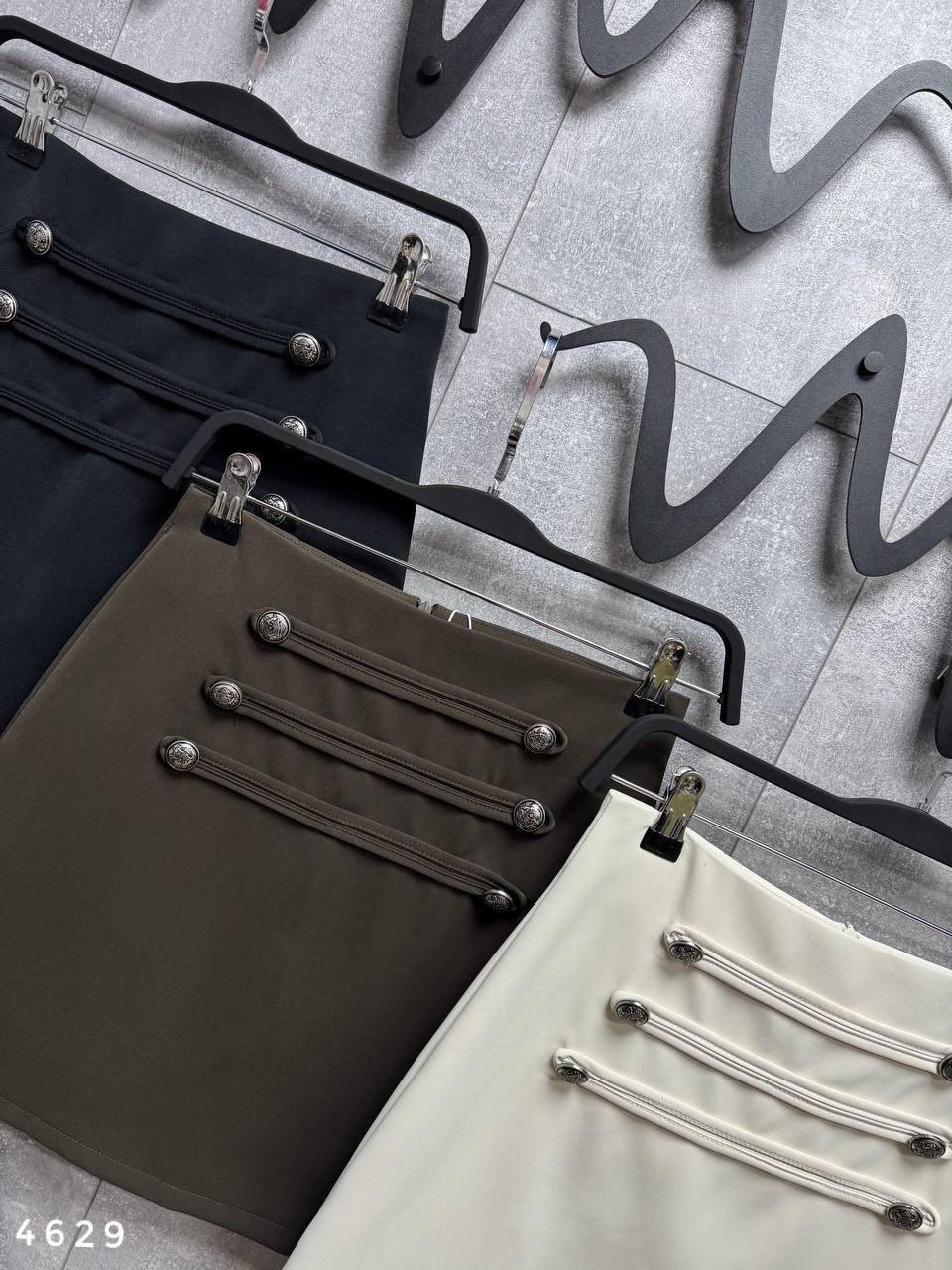 женщин,кожаные юбки,роскошная женщина,водолазка