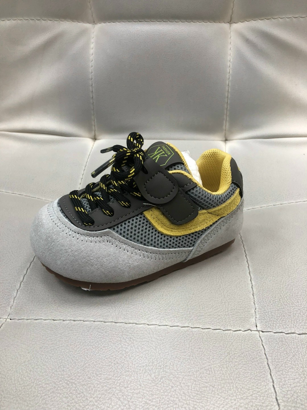 ,спортивная  для мальчика,детские кроссовки,спортивная ,кроссовки для мальчика