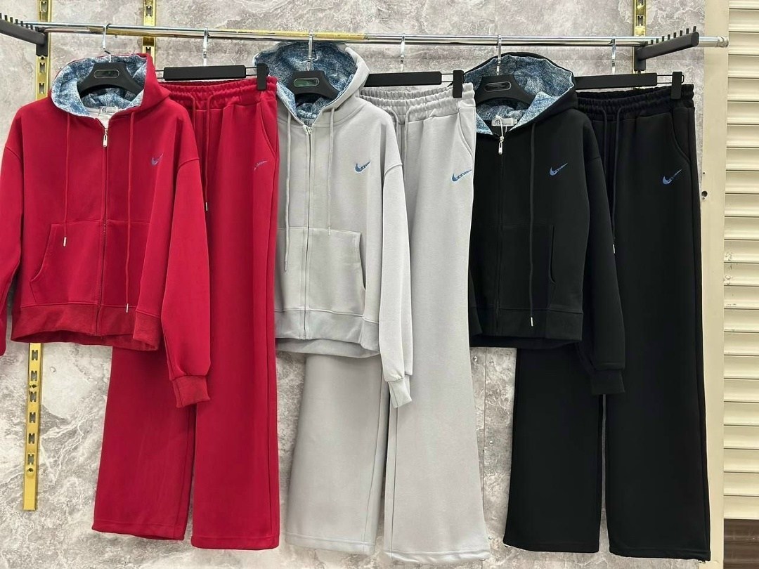 спортивные костюм,велюровый костюм спортивный,женские костюмы спортивные,костюм бархатный,костюм спорт