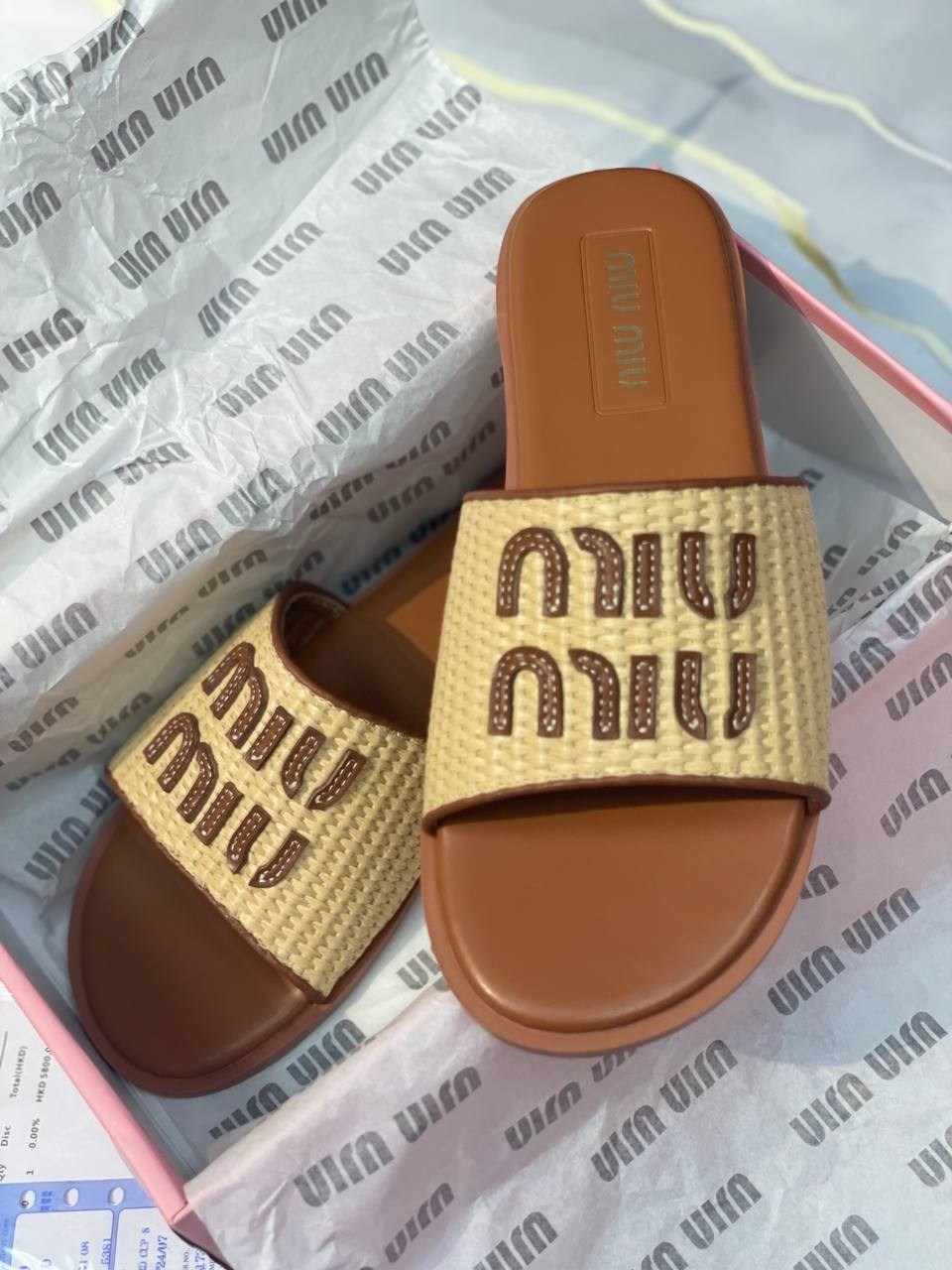 шлепанцы miu miu,шлепанцы женские,,женские шлепки,шлепанцы модные