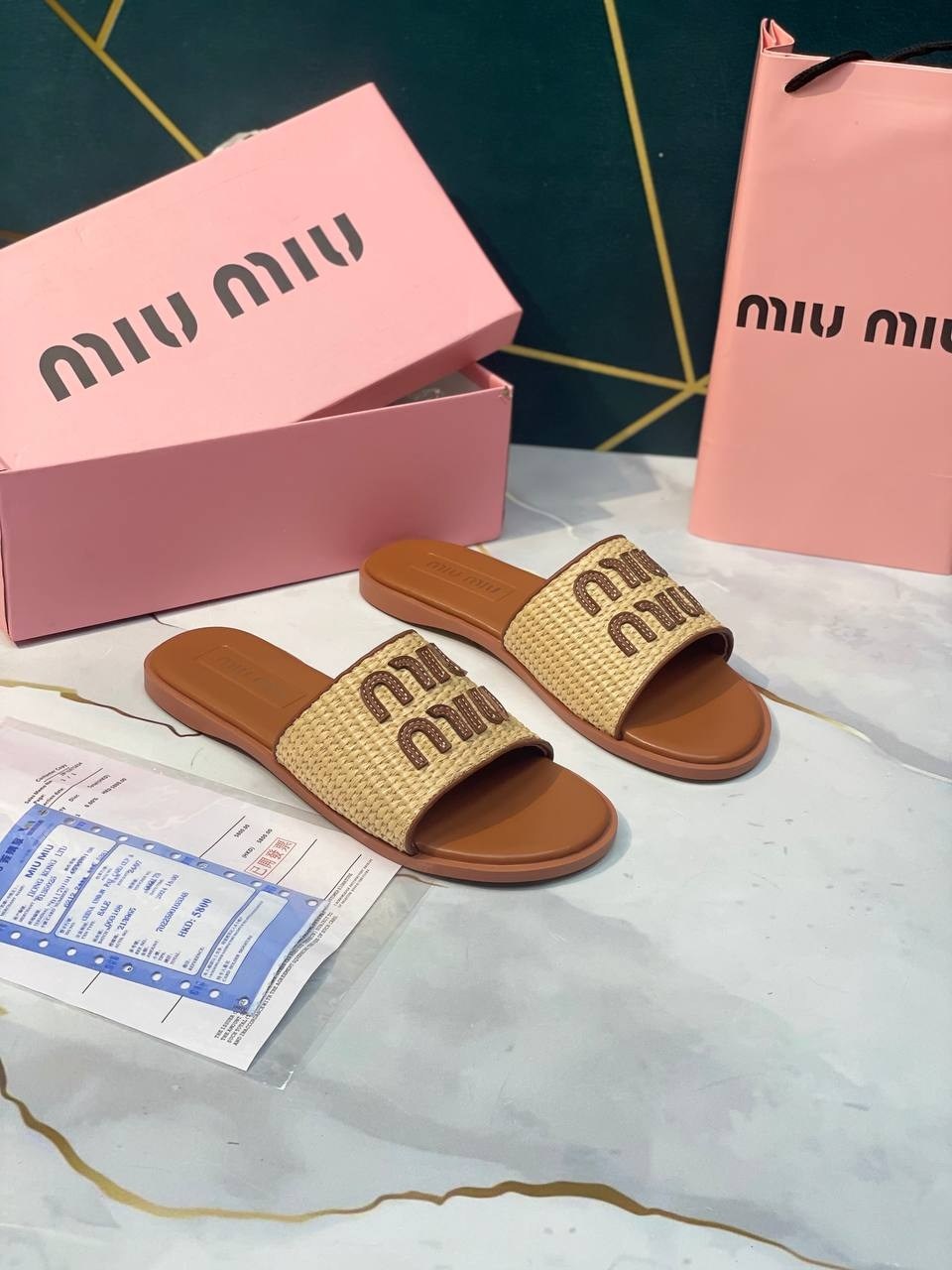шлепанцы miu miu,шлепанцы женские,,женские шлепки,шлепанцы модные