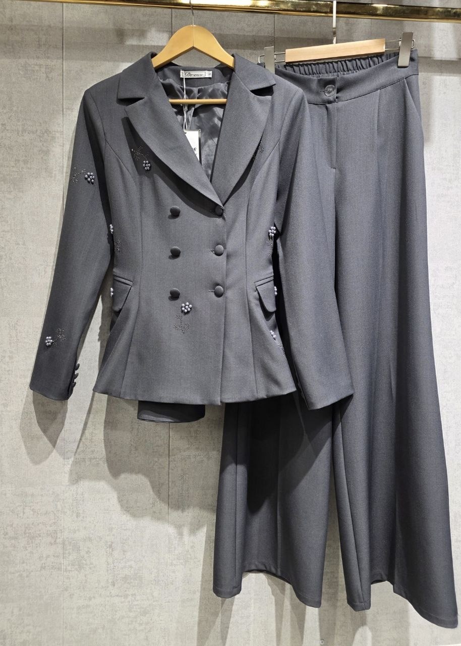 брючные костюмы,элегантный брючный костюм,костюм для женщин,модные брючные костюмы,женский костюм