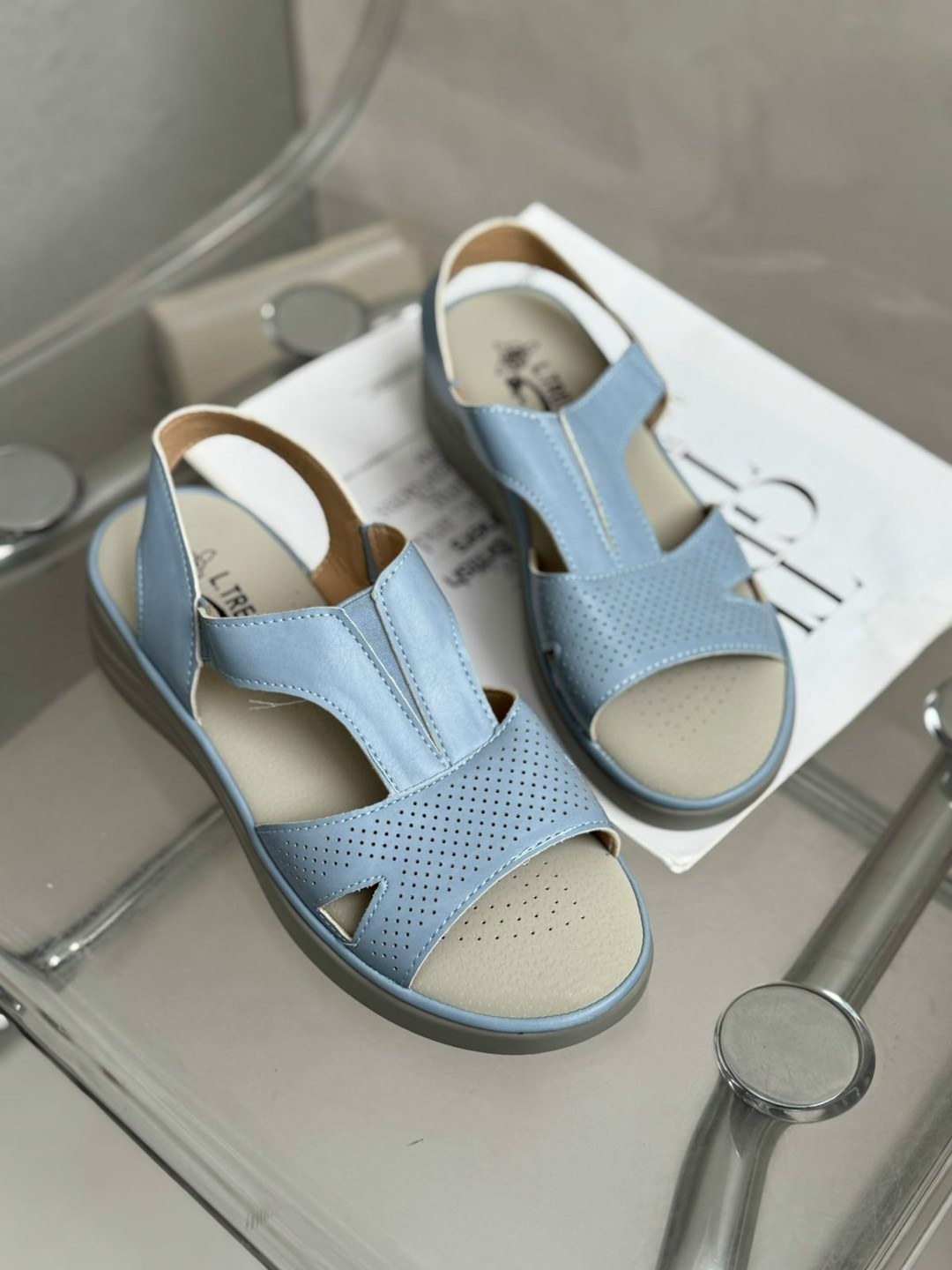 женские босоножки,женские сандалии,босоножки с перфорацией,женские босоножки разные,сандалии