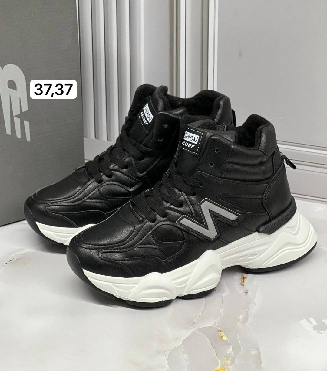 кроссовки,,женские кроссовки,кроссовки зимние,зимние кроссовки женские