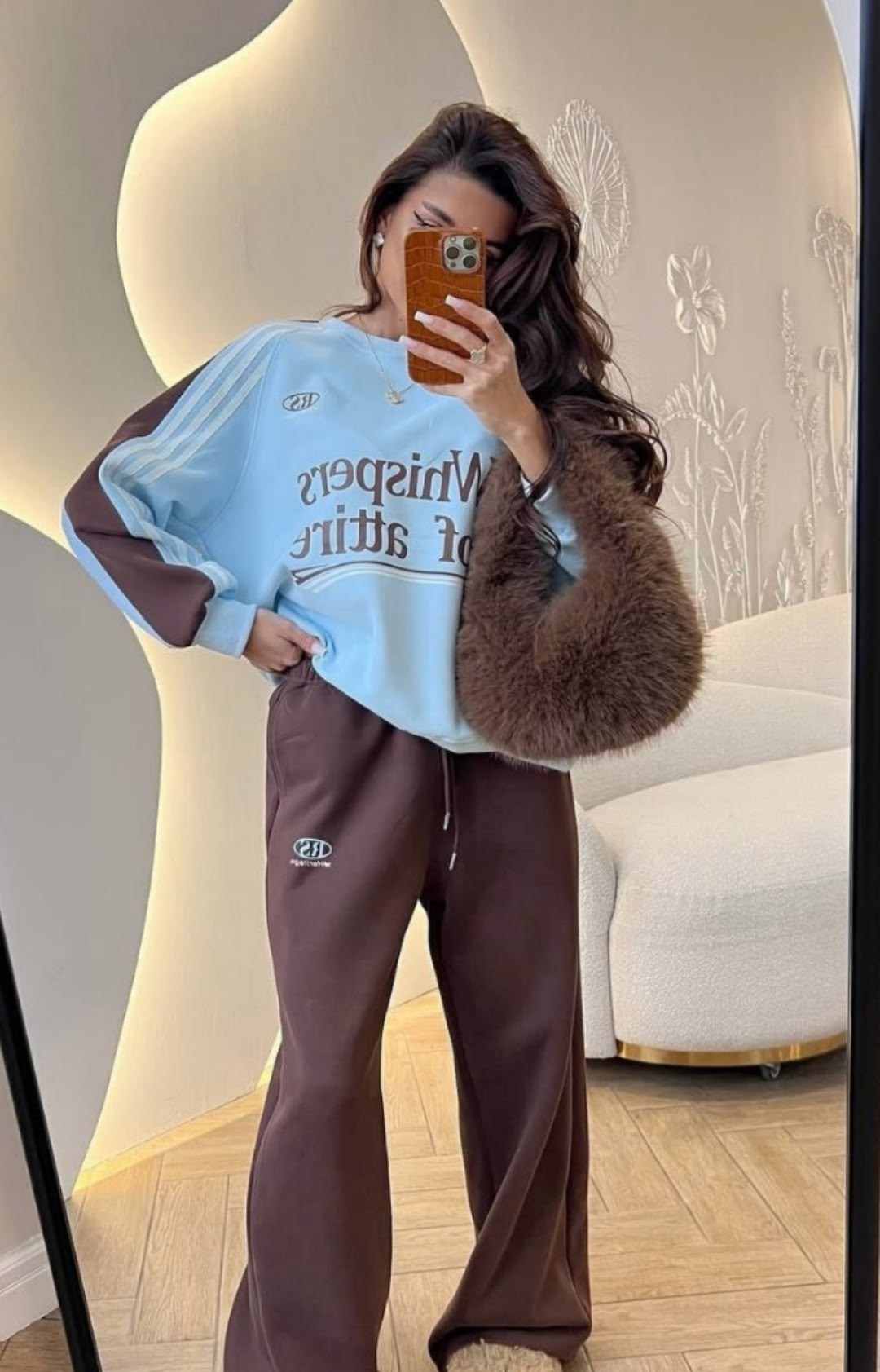 женские костюмы оверсайз,костюм со свитшотом,свитшот и брюки,спортивный костюм оверсайз,спортивный женский костюм