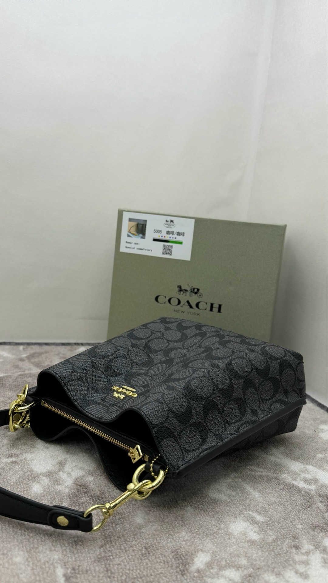 coach сумка,сумка женская coach,coach сумка на плечо,сумка ведро coach,сумка шоппер через плечо coach