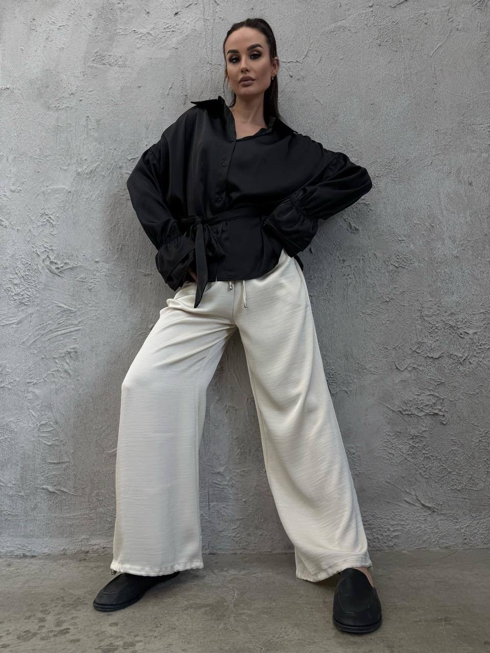 костюм повседневный,шелковый брючный костюм бежевый,костюм брючный классический с поясом emberens цвет молочный,костюм женский,костюм в пижамном стиле