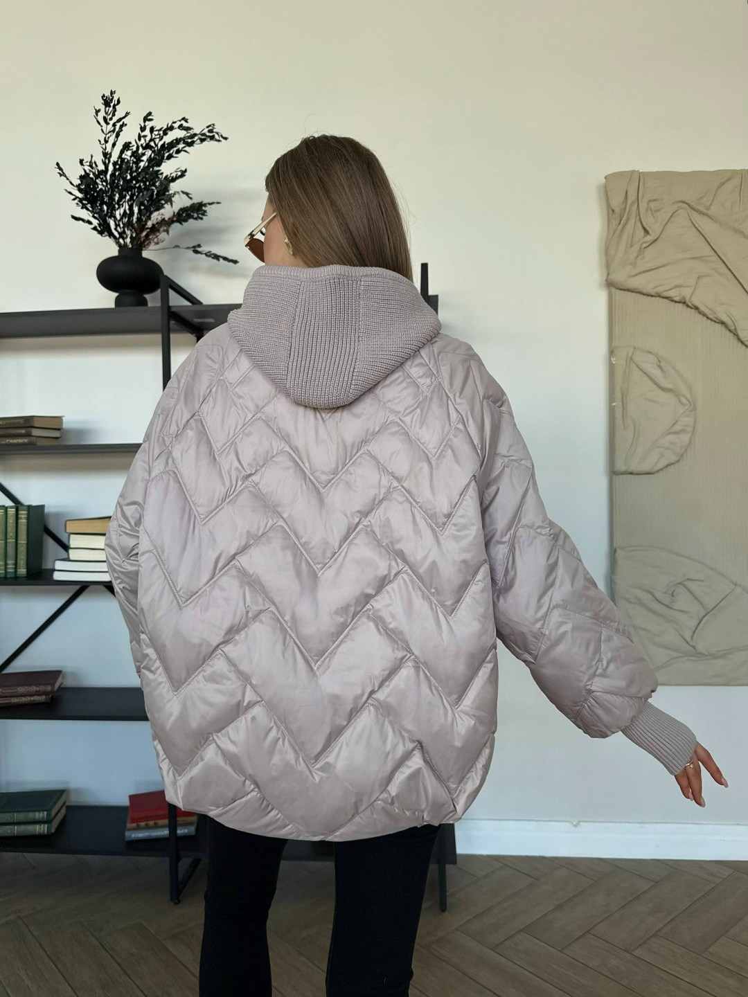 куртка стеганая оверсайз с капюшоном okxana utova brand,куртка стеганая оверсайз с капюшоном okxana utova brand 280179549,куртка оверсайз с капюшоном осенняя okxana utova brand,куртка женская,куртка о