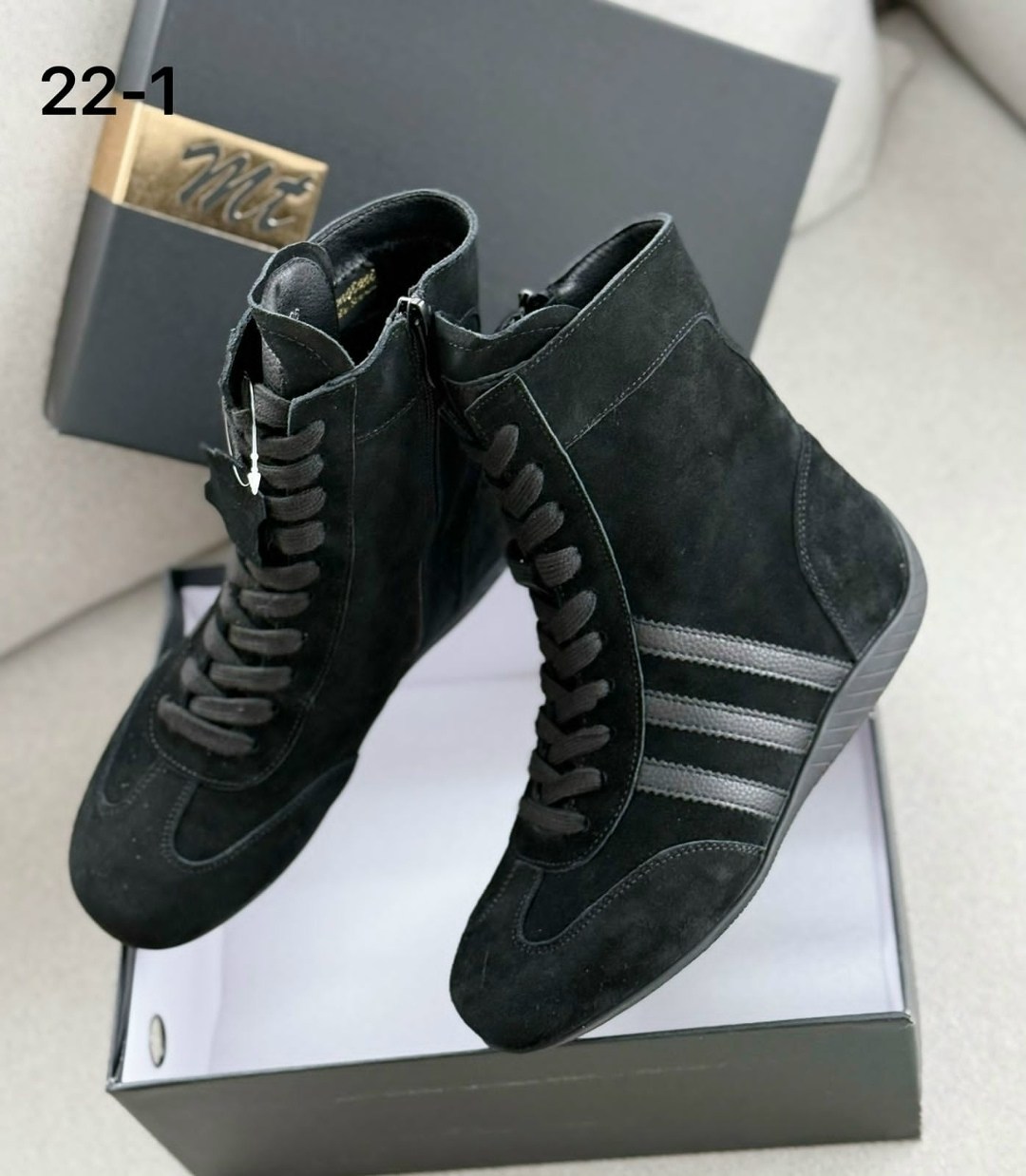 ,адидас сникерсы,замшевые кроссовки,зимние кроссовки adidas,зимние кроссовки адидас коричневые