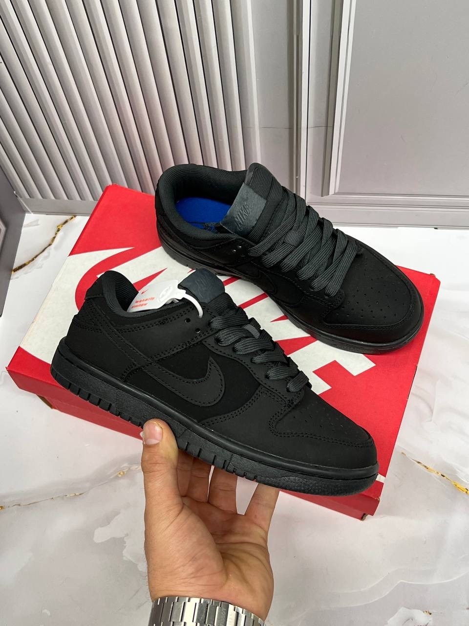 кроссовки,кроссовки nike,фирменные кроссовки,кроссовки мужские nike,черные кроссовки