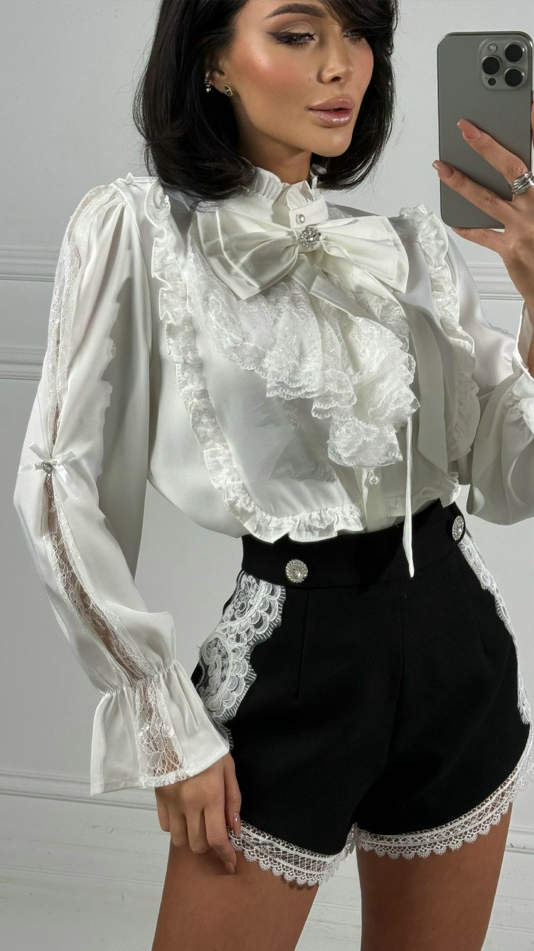 блузка с оборками,белая рубашка с кружевами,кружевная рубашка,винтажная белая блузка с кружевом,блузка женская