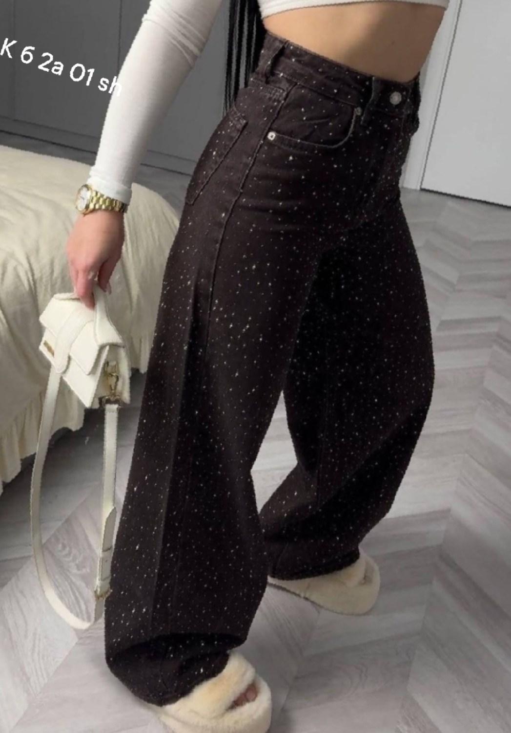 джинсы со стразами,женские джинсы со стразами,джинсы багги со стразами,джинсы широкие со стразами,джинсы женские zolla 22333710v06199d0 черные
