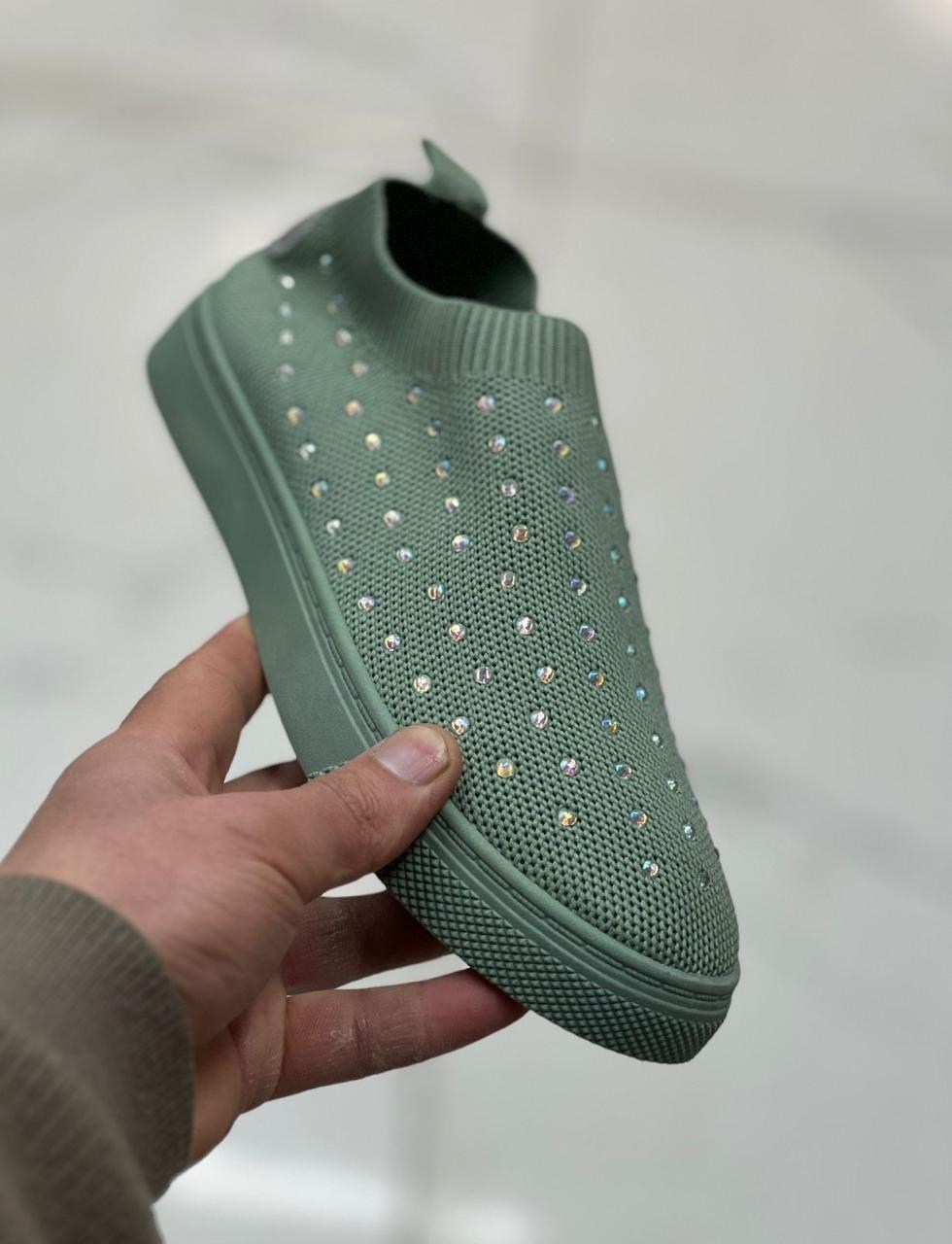 ,слипоны женские,женская ,кроссовки женскиe,кроссовки со стразами