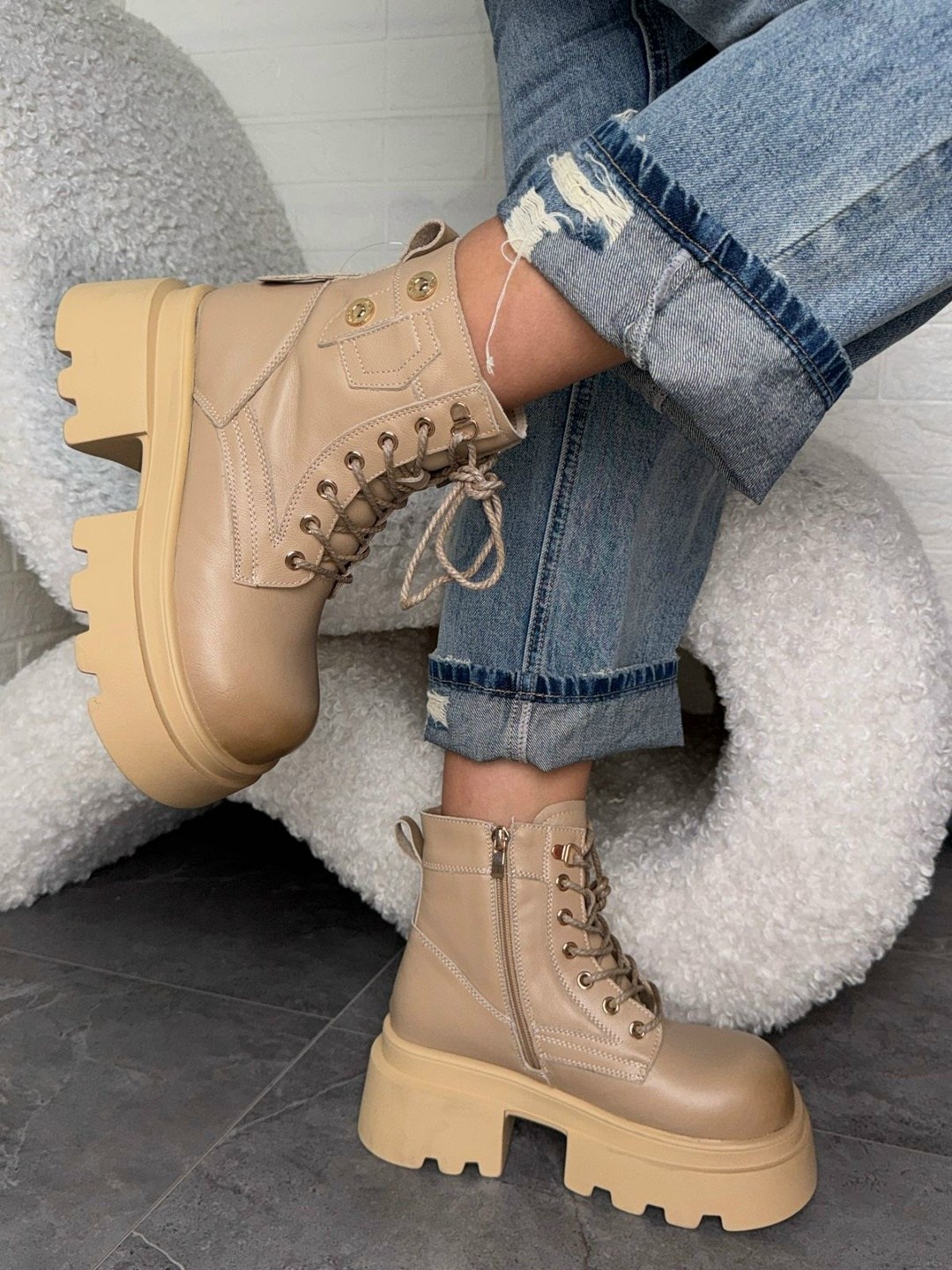 женские ботинки,,бежевые ботинки,ботинки,осенние женские ботинки carman