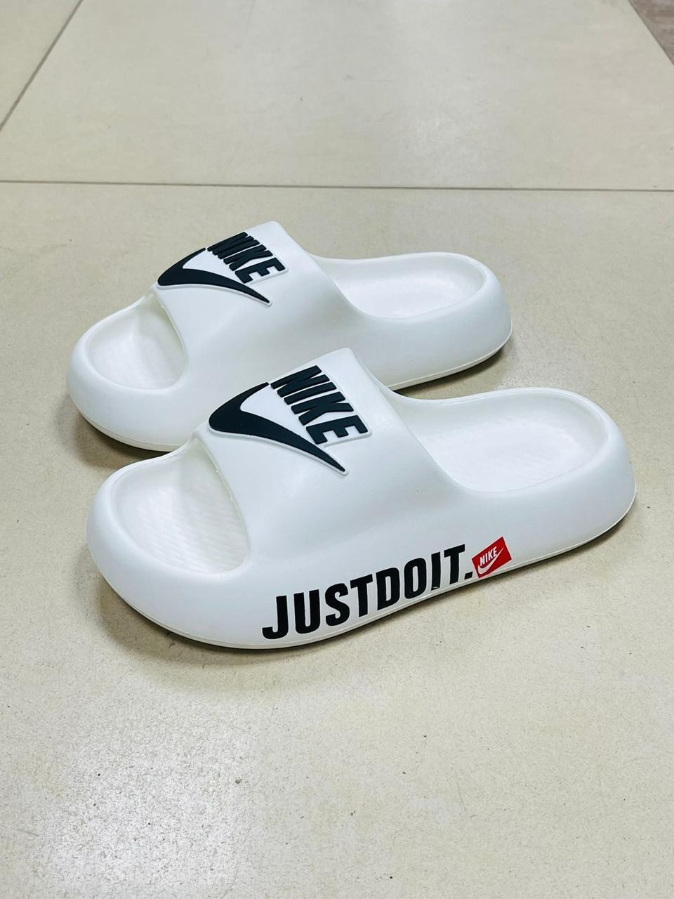 шлепанцы nike,резиновые шлепки найк мужские,шлепанцы найк,женские шлепанцы,шлепки черные