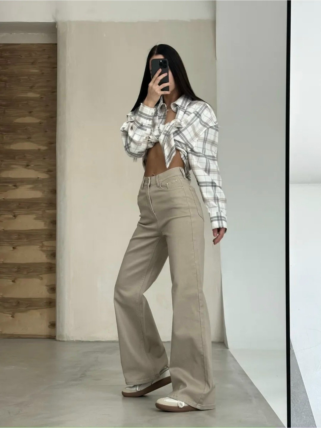 брюки джинсы,прямые брюки,стиль одежды,джинсы бежевые,джинсы женские широкие