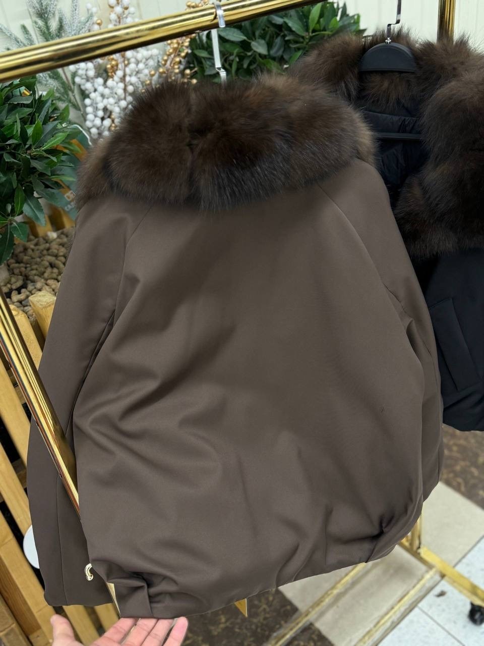 пуховик с натуральным мехом,куртка с мехом,женский пуховик,короткий пуховик,куртка женская с мехом